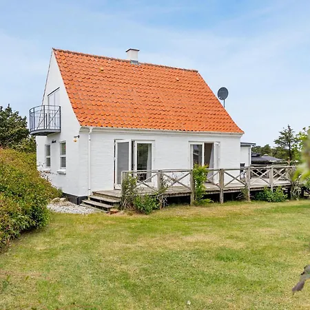 5 Bedroom Awesome In *