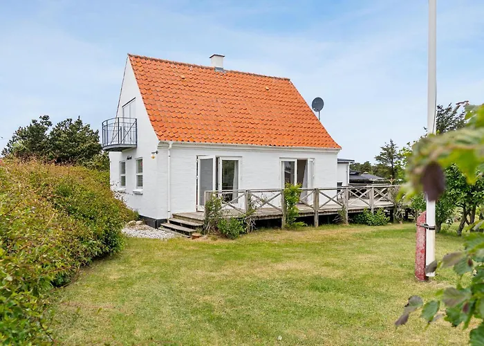 5 Bedroom Awesome In *