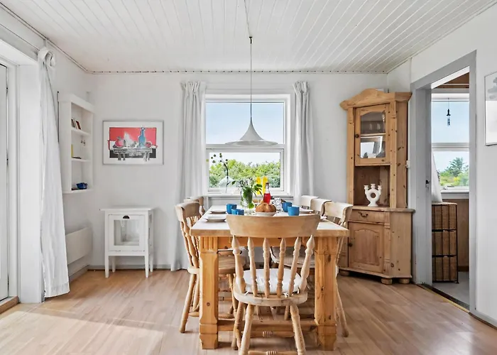 5 Bedroom Awesome In Vestervig