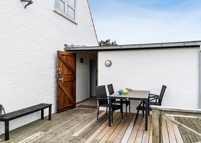 Semesterbostad 5 Bedroom Awesome In