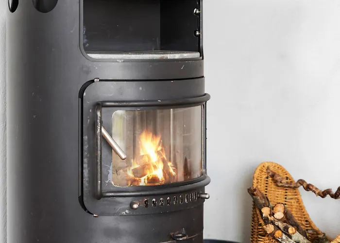 5 Bedroom Awesome In Semesterbostad Vestervig