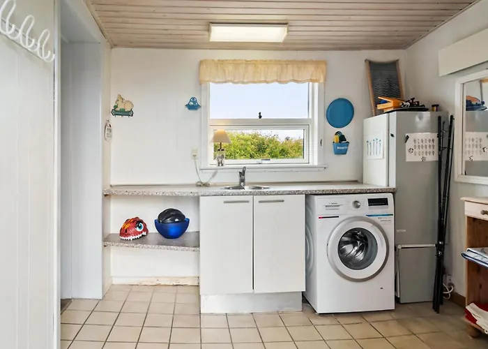 5 Bedroom Awesome In Vestervig