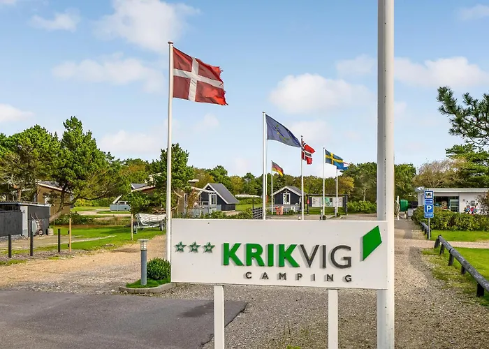 5 Bedroom Awesome In *